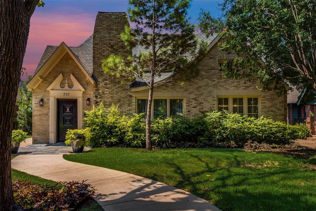 717 Ridgeway Street - Photo 1