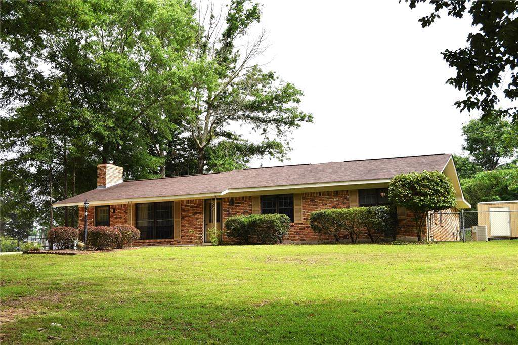 902 Hinton Street - Photo 1