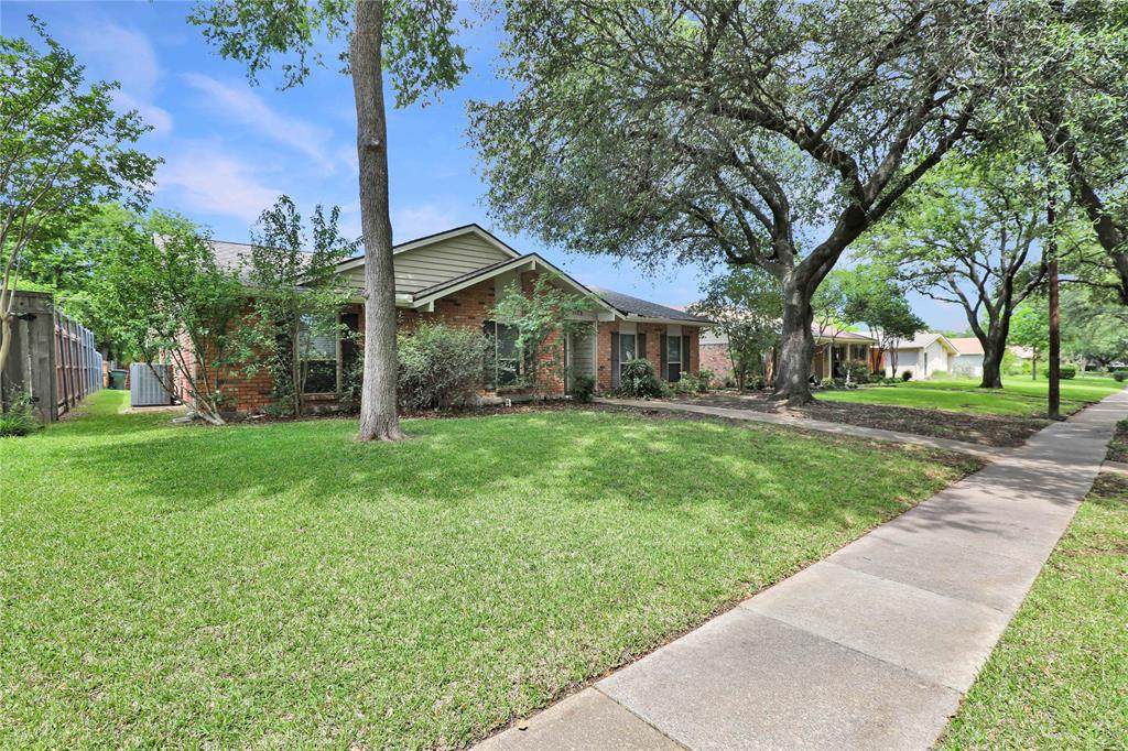 1113 Mossvine Drive - Photo 1
