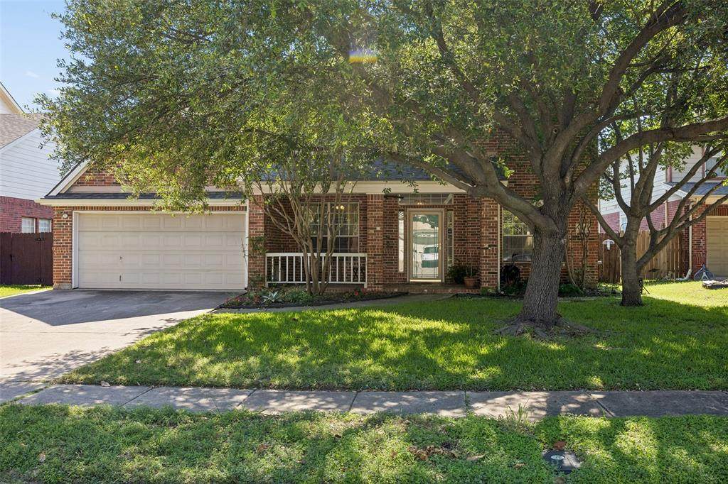 112 Crystal Court - Photo 1