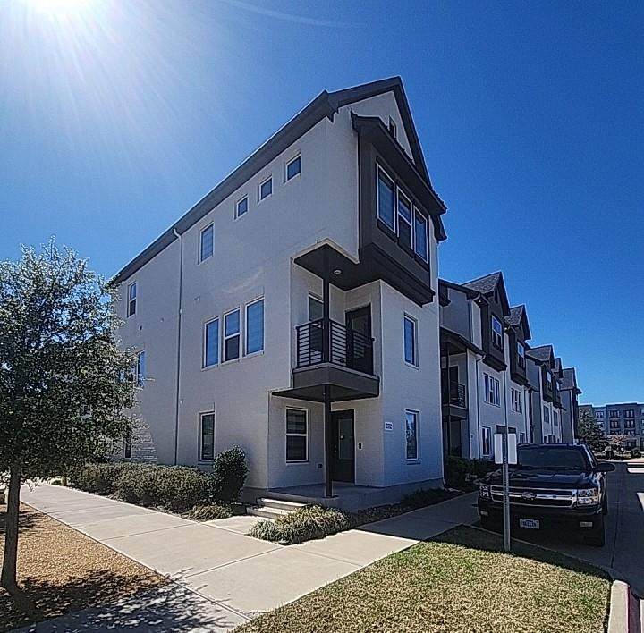3332 Santee Street - Photo 1
