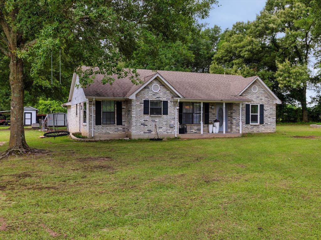 300 Rs County Road 3367 - Photo 1