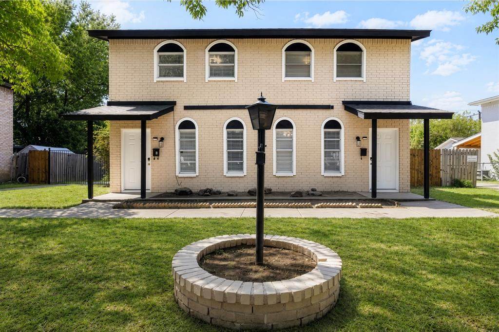 2406 Hollandale Circle - Photo 1