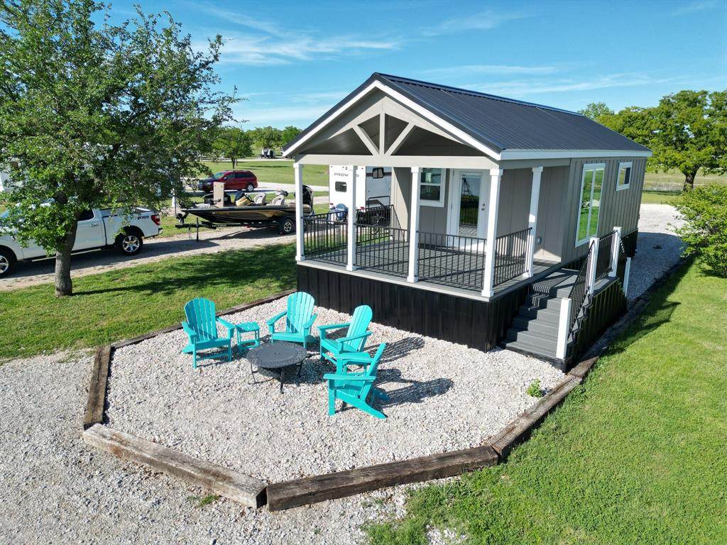 2250 Fm 2461 - Photo 1