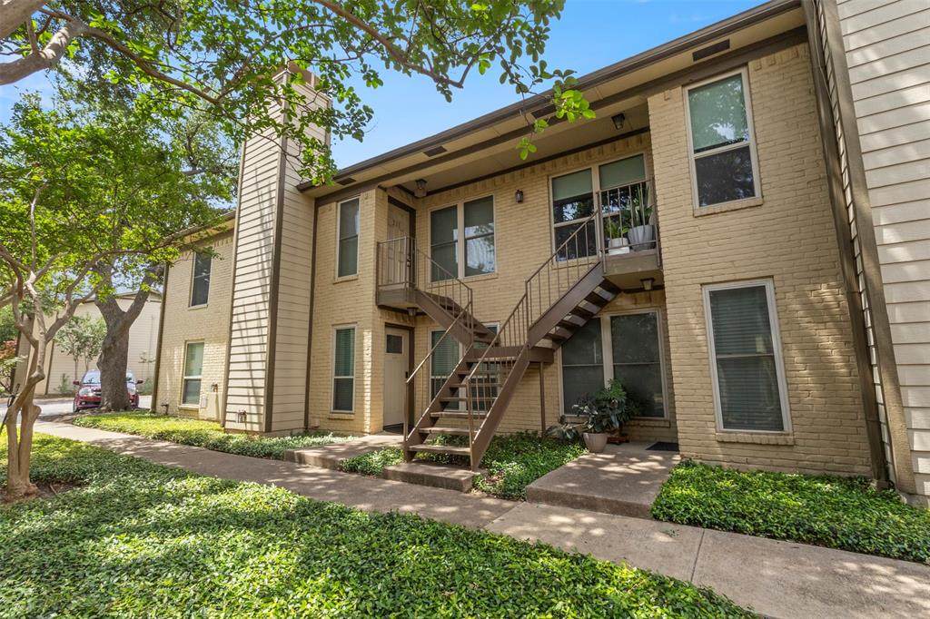 10650 Steppington Drive - Photo 1