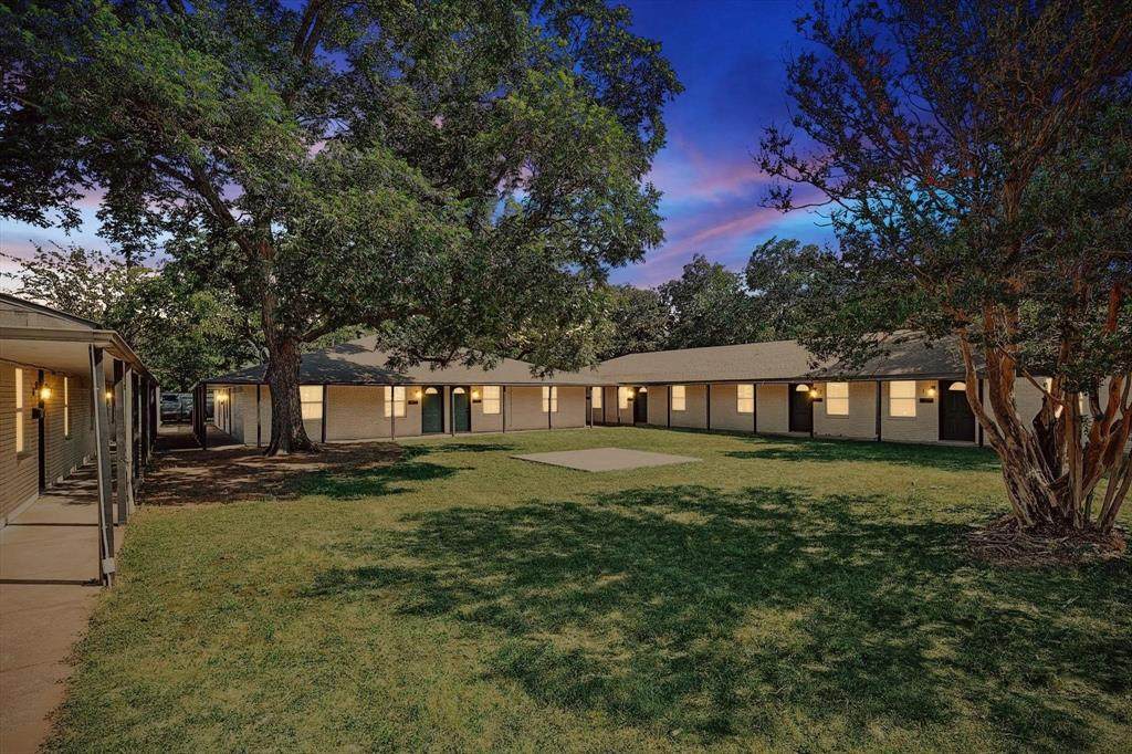 614 Heard Street - Photo 1