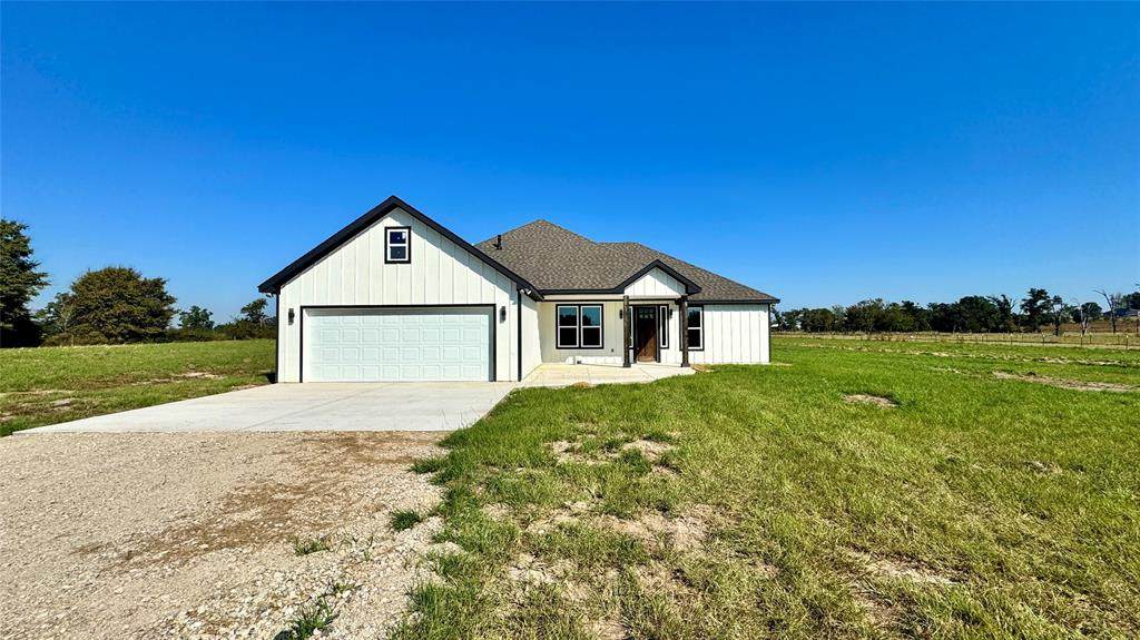 1490 Fm 1256 - Photo 1