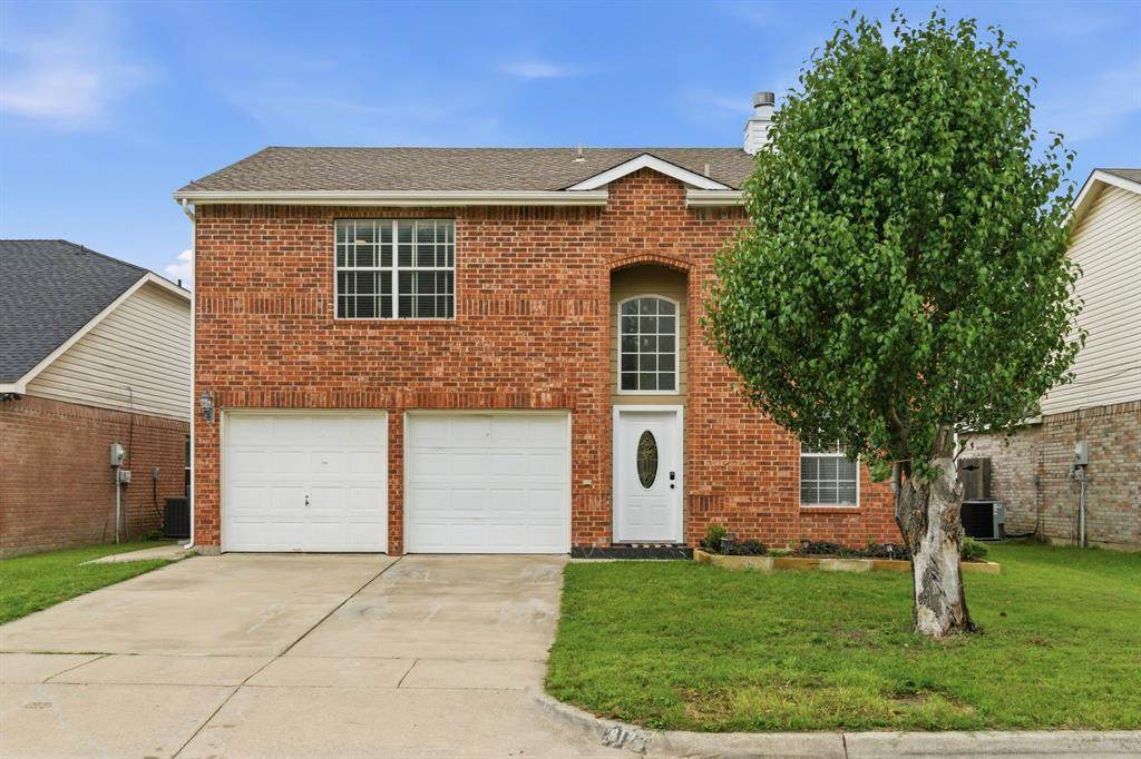 8173 Heritage Place Drive - Photo 1