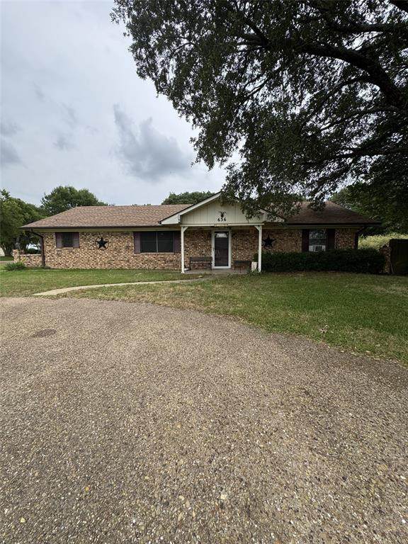 636 Kempner Street - Photo 1