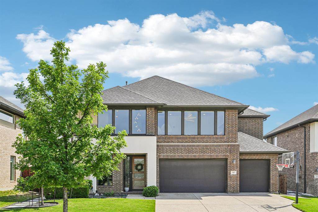 787 Benalla Drive - Photo 1