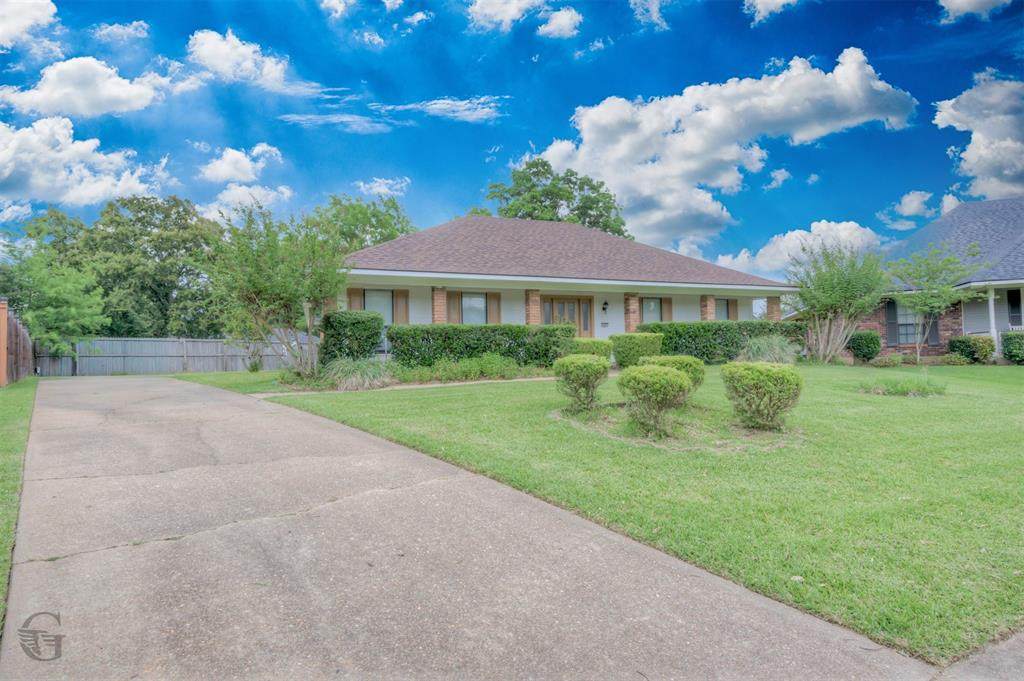 1407 Edgemont Circle - Photo 1