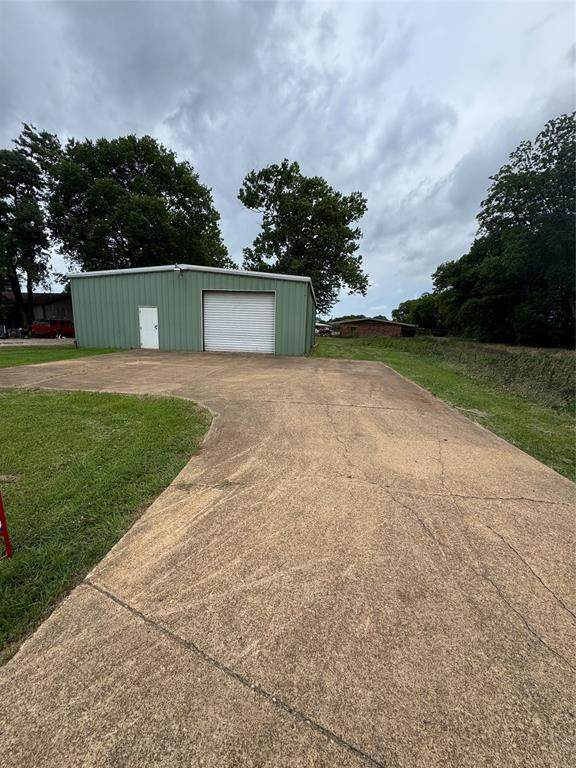 1025 Ann St - Photo 1