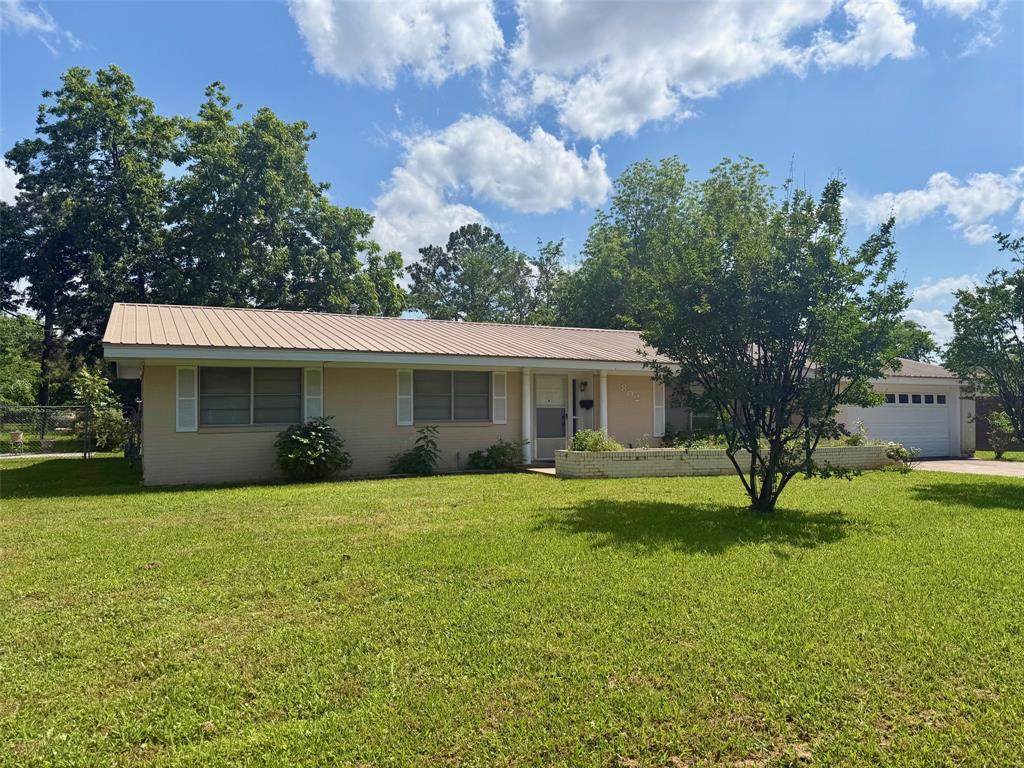 802 4th Street - Photo 1