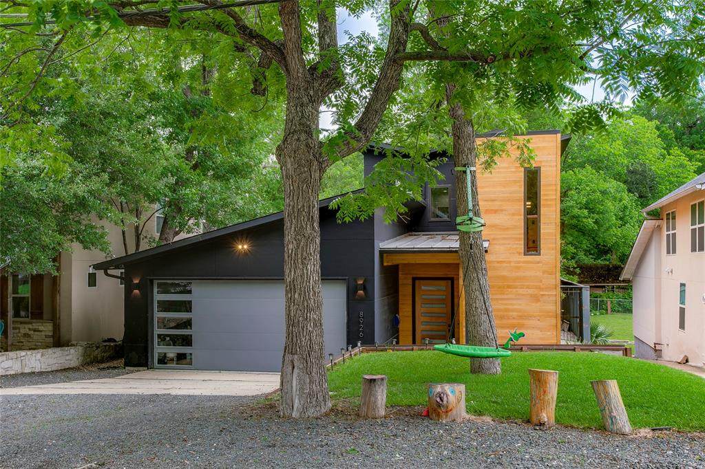 8926 Groveland Drive - Photo 1