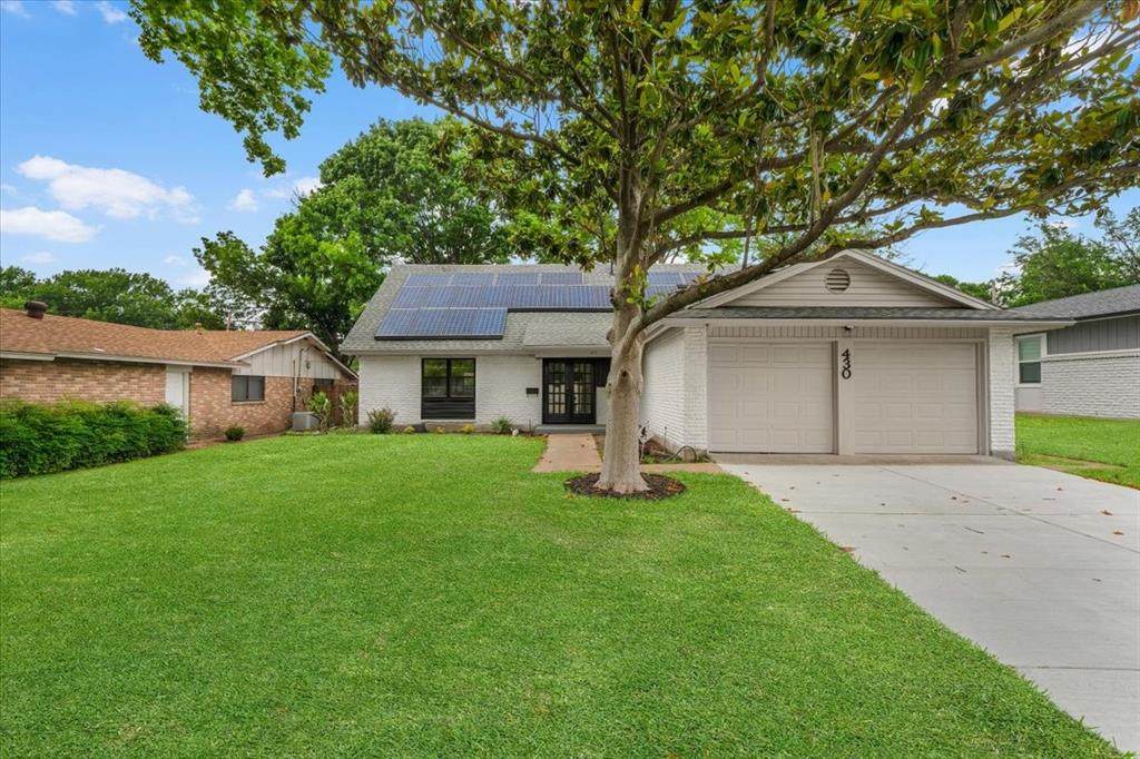 430 Beverly Drive - Photo 1