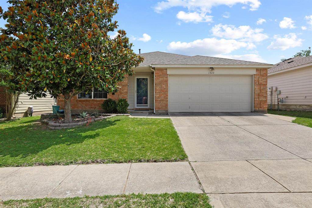 1323 Pheasant Drive - Photo 1