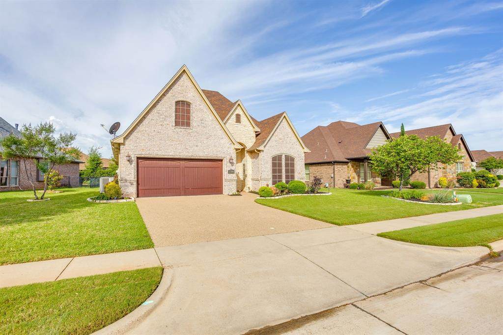 2304 Marseilles Court - Photo 1