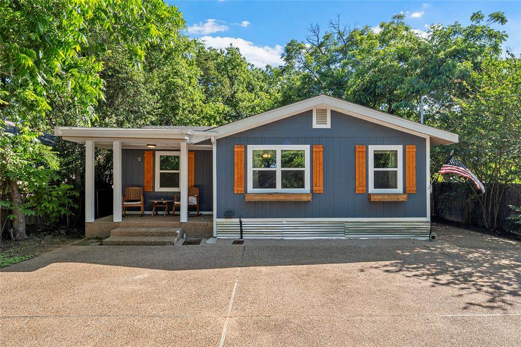2816 3rd Street - Photo 1
