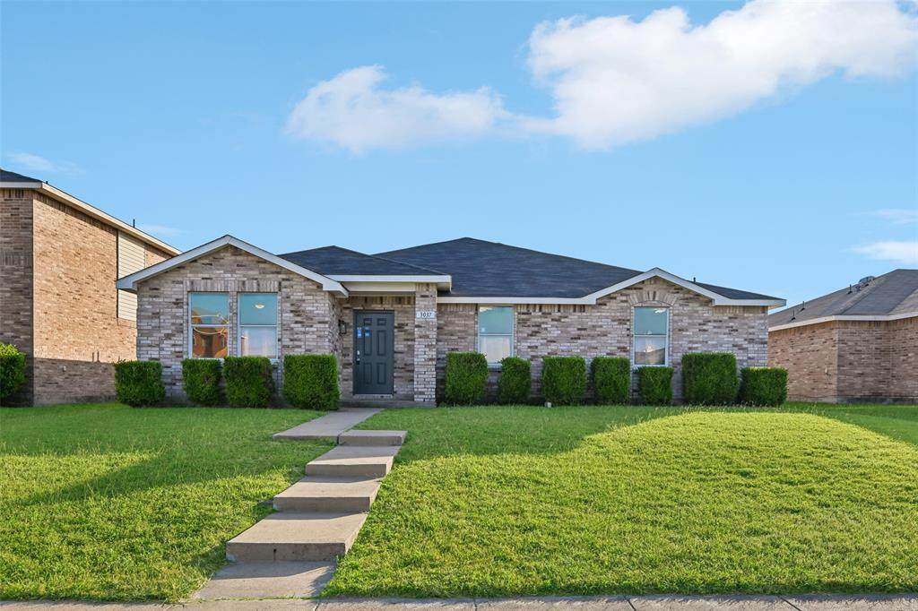 3037 Paint Brush Place - Photo 1