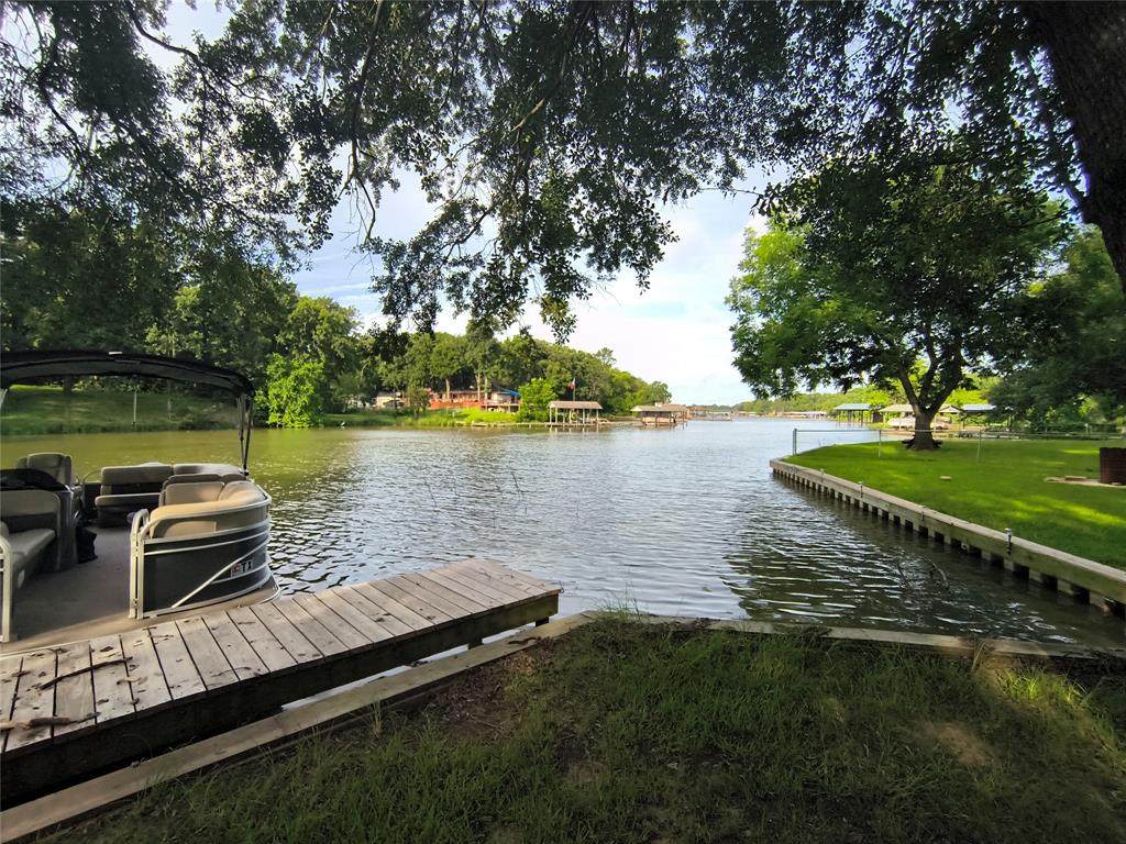 180 Arrowhead Street - Photo 1