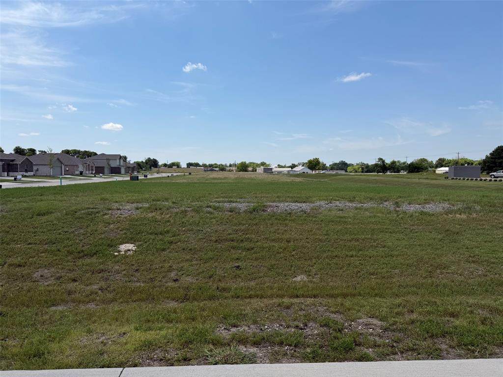 102 Nokota Drive - Photo 1