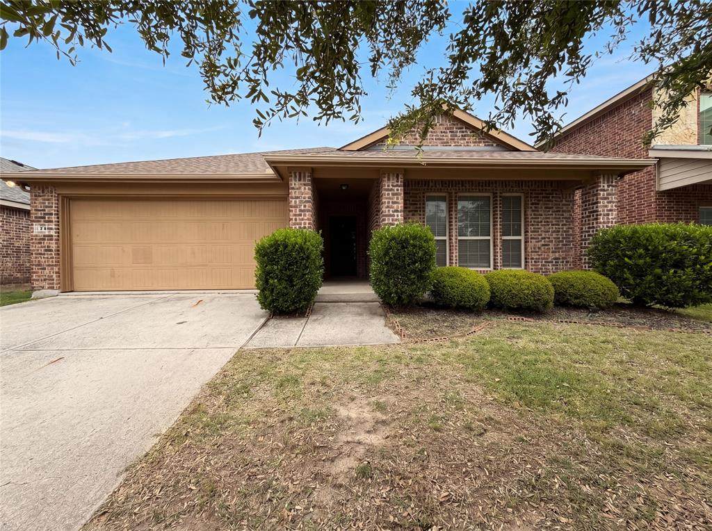716 Westgate Court - Photo 1