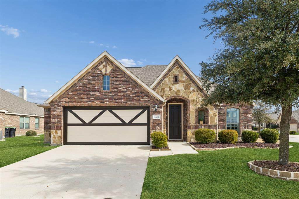 1517 Martin Creek Drive - Photo 1