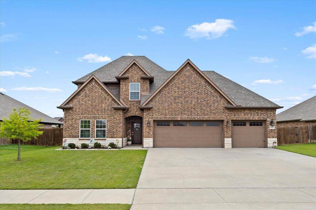 1010 Eva Drive - Photo 1