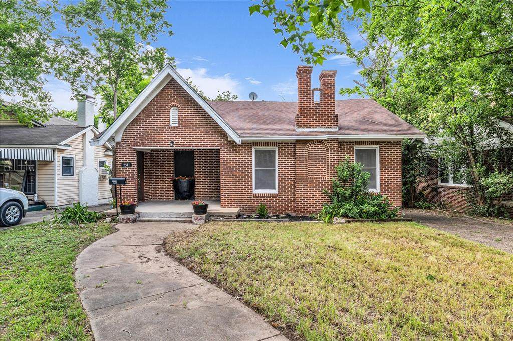 2511 Parrott Avenue - Photo 1