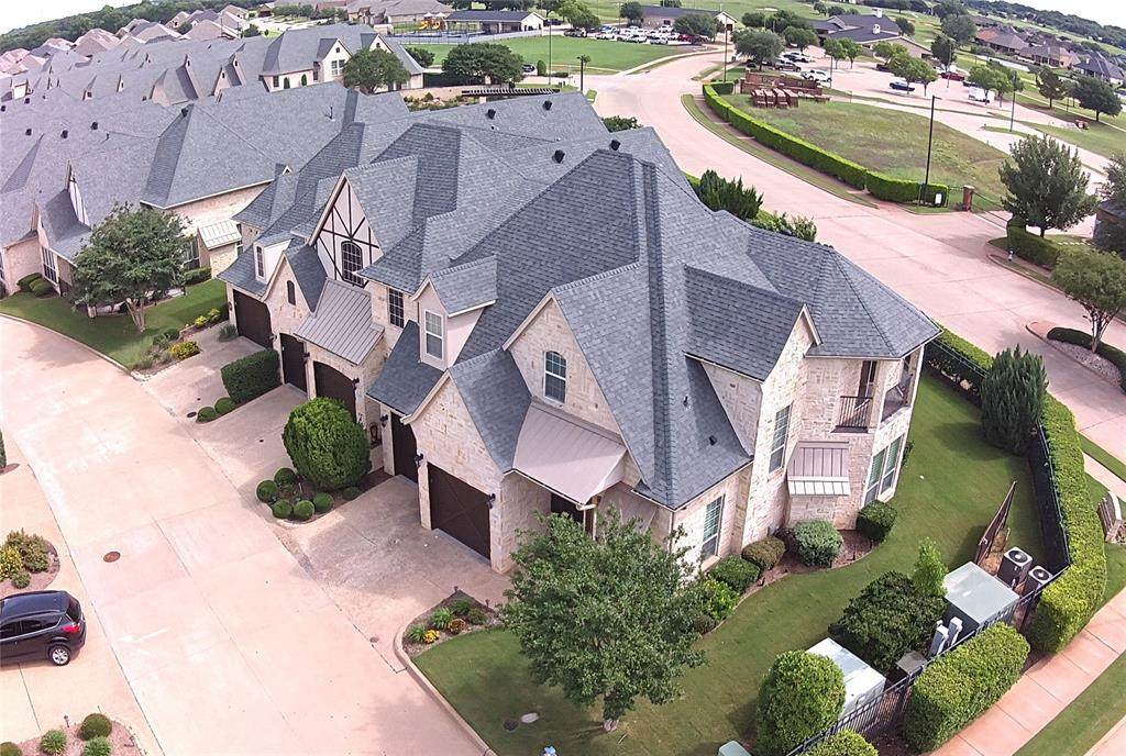 2541 Vineyard Drive - Photo 1