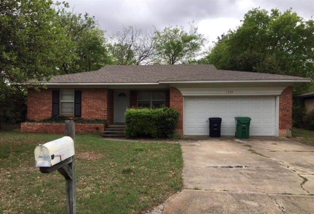 1705 Crescent Street - Photo 1