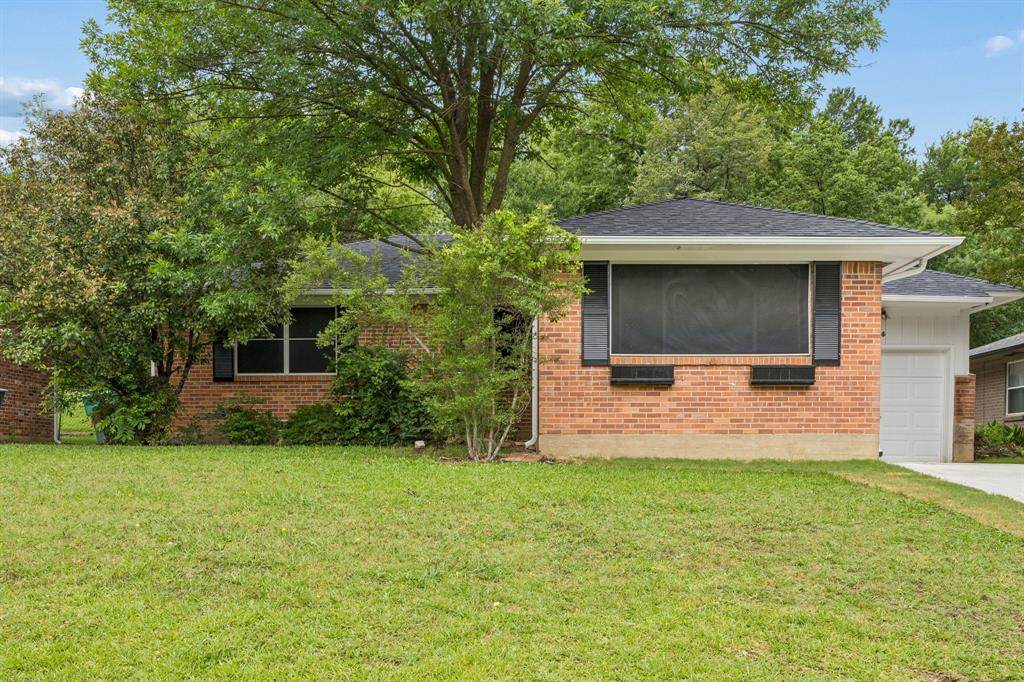 636 Kessler Boulevard - Photo 1