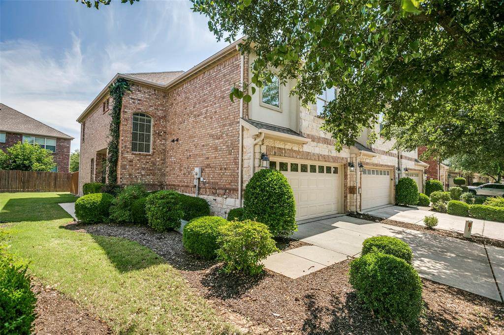 1838 Villa Drive - Photo 1