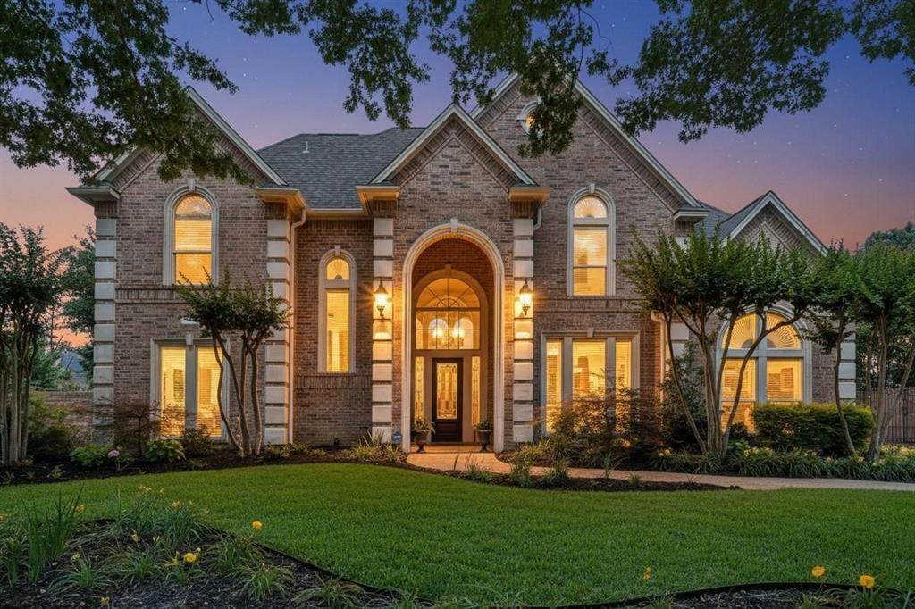 215 Bent Creek Court - Photo 1