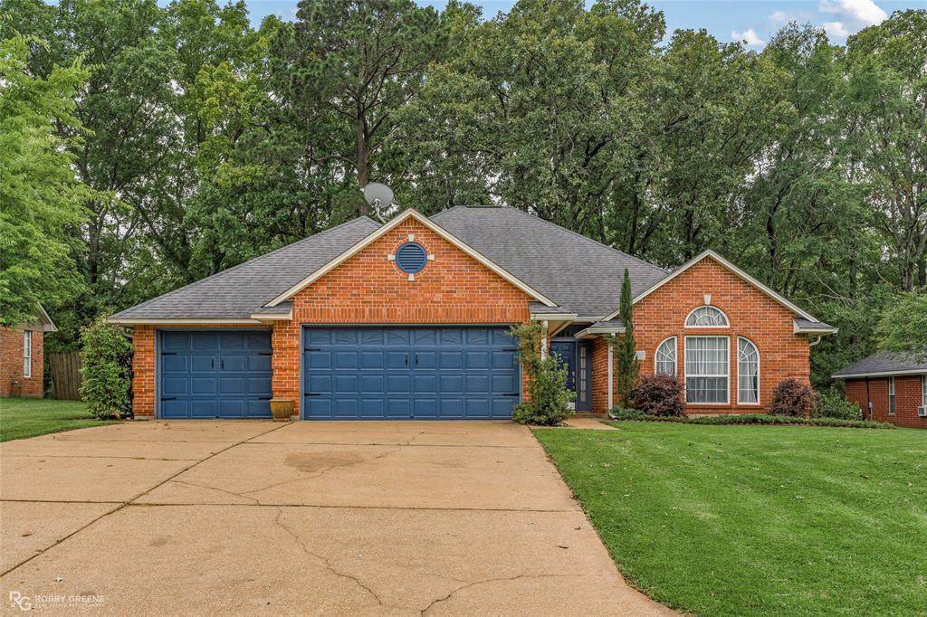 210 Country Club Drive - Photo 1