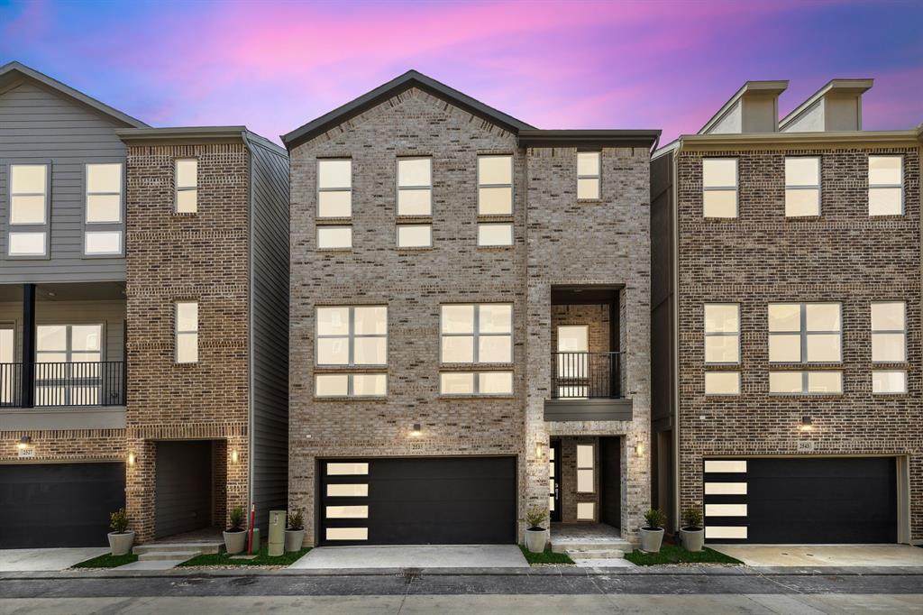 2535 Carolwood Lane - Photo 1