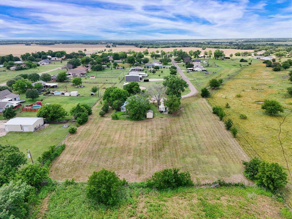 338 Shelly Lane - Photo 1