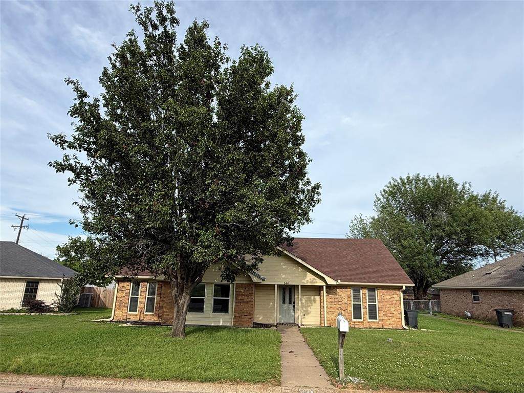 144 Hollie Circle - Photo 1