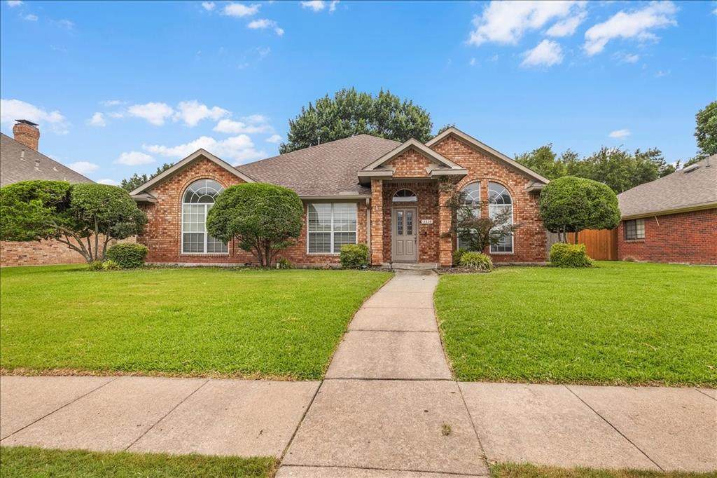 3314 Suzanne Drive - Photo 1