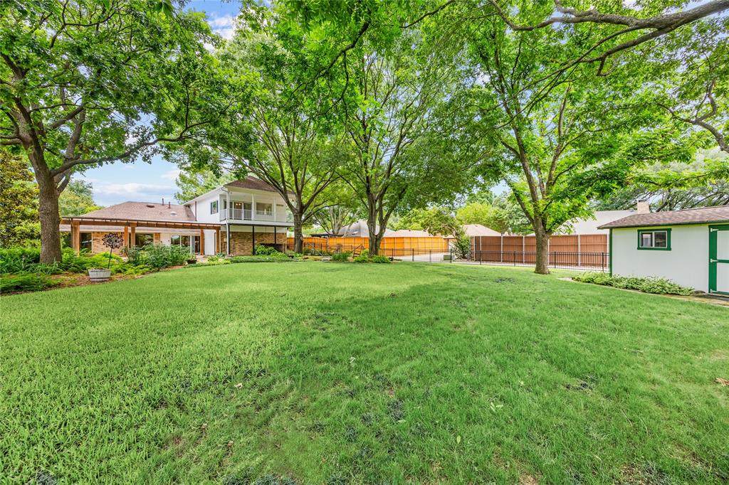 1609 Iowa Drive - Photo 1
