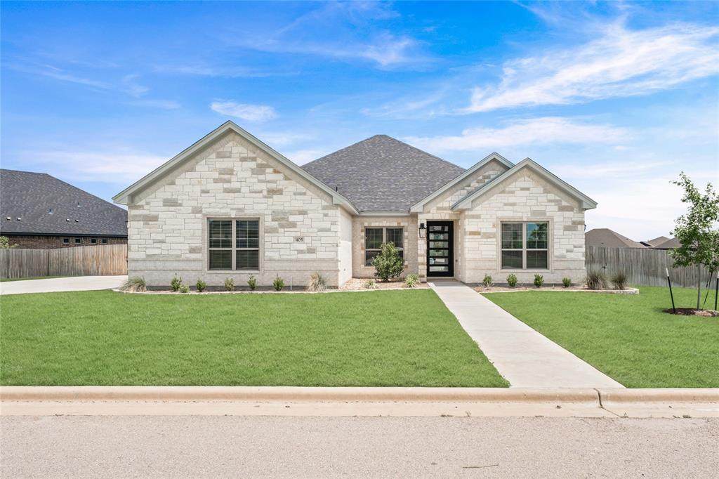 405 Willow Drive - Photo 1
