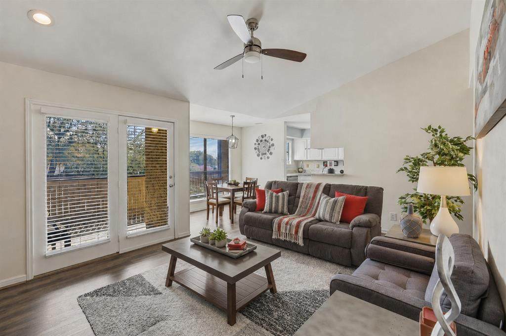 1900 Cloisters Drive - Photo 1