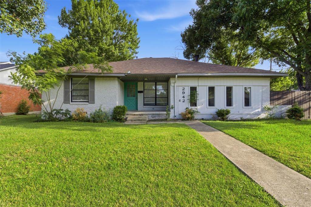 2942 Townsend Drive - Photo 1