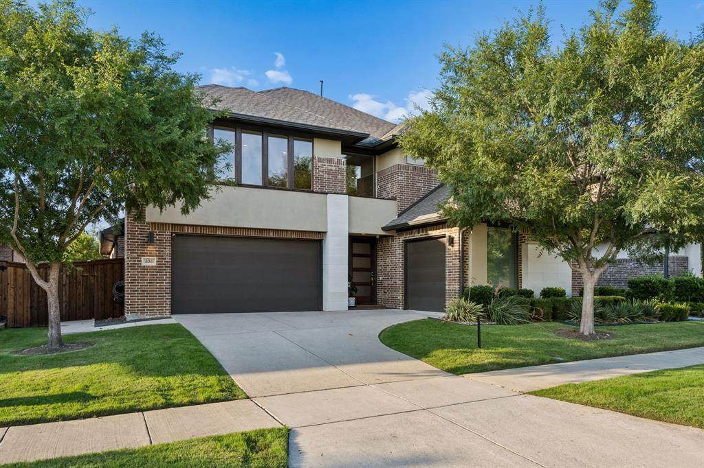 636 Benalla Drive - Photo 1