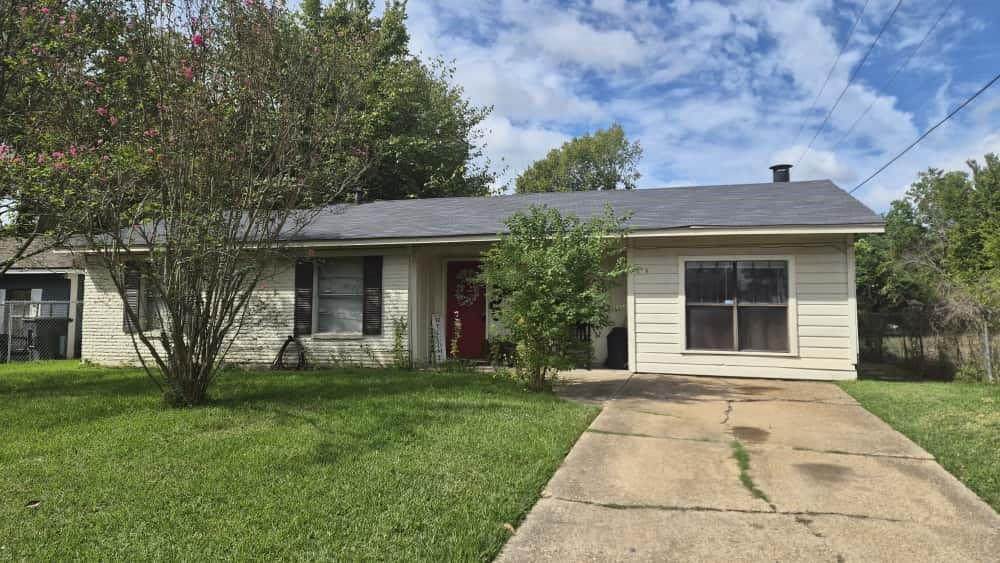 7200 Suntan Street - Photo 1