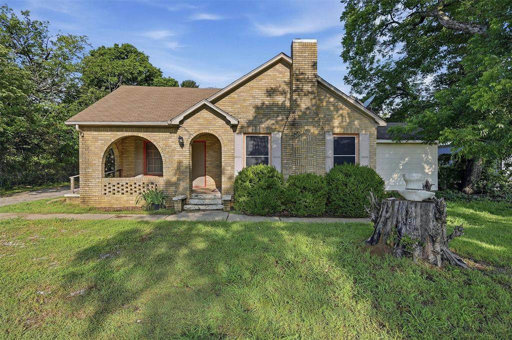2912 Morton Street - Photo 1