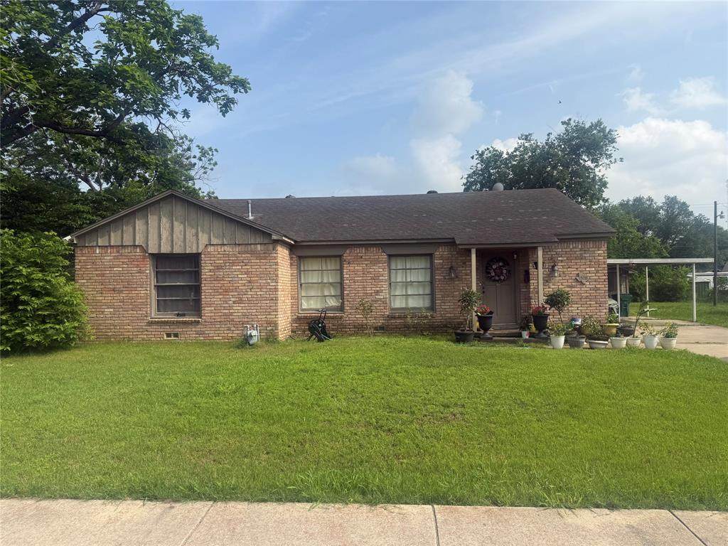 1508 Texas Avenue - Photo 1