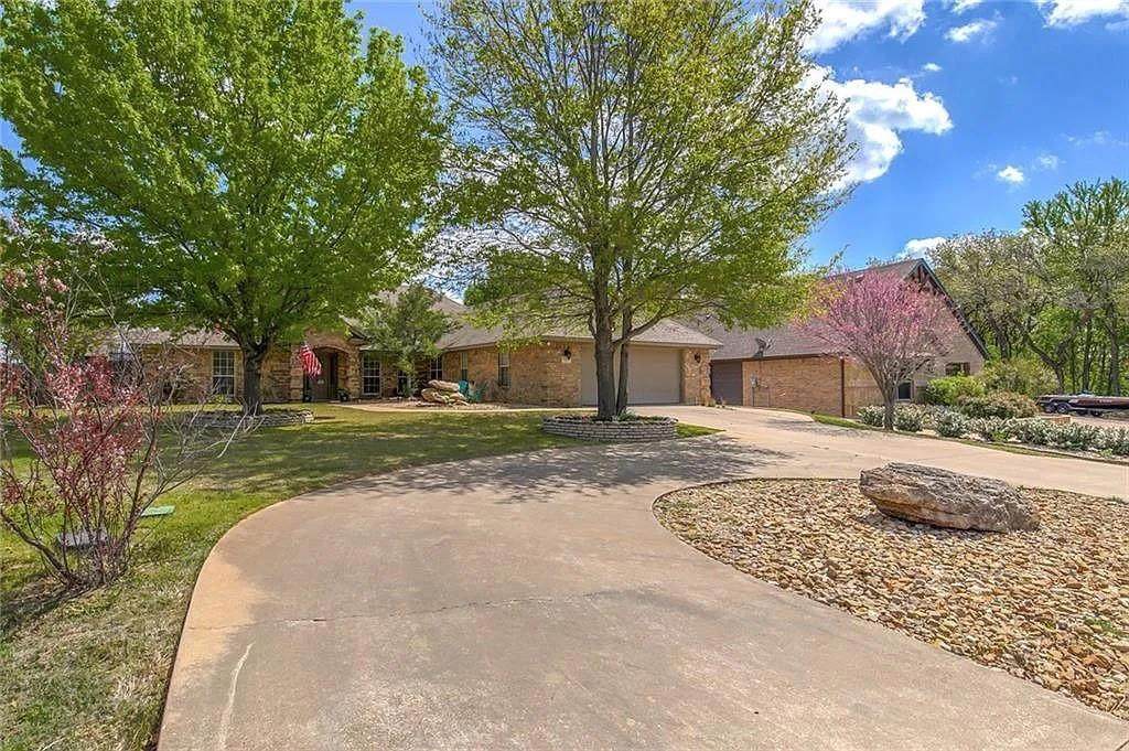 6325 Sonora Drive - Photo 1