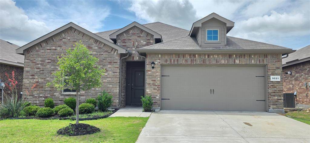 9021 Eagles Landing Drive - Photo 1