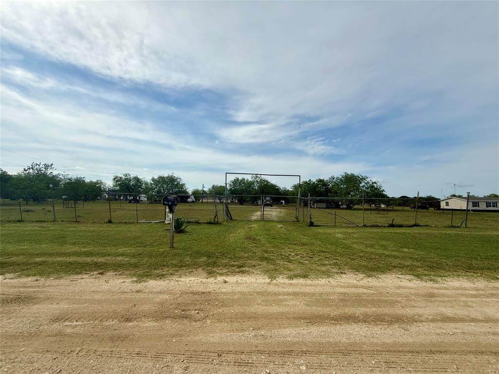 1132 County Road 2348 - Photo 1